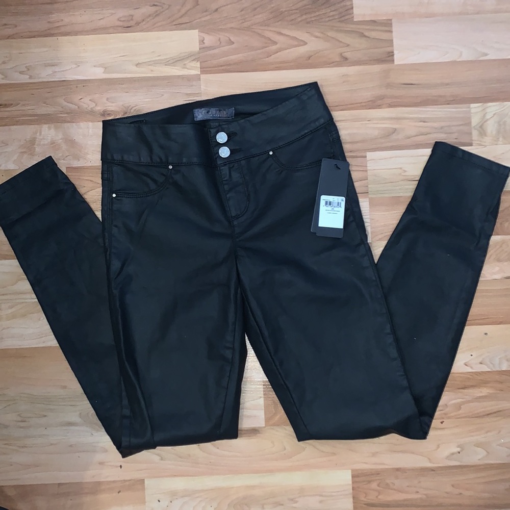 Guess | Curvy Faux Leather Jeggings Size 25 - Picture 1 of 8